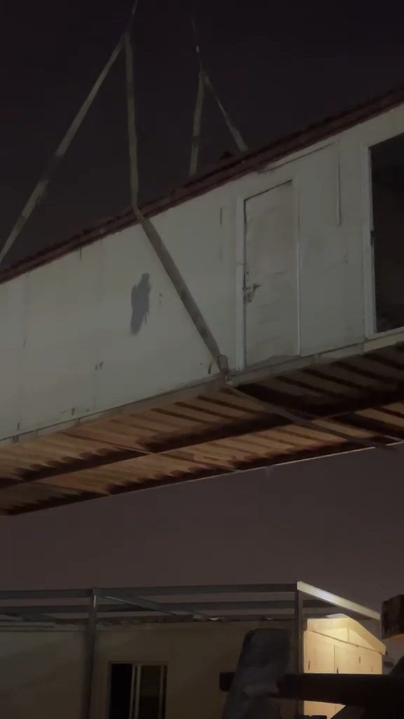 Video: Porta Cabin Crane Lift at Night